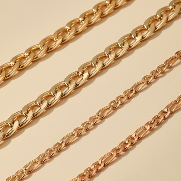 ⚜️[𝟯/$𝟮𝟴]⚜️4 Layered Gold Chunky Bracelet NEW - Picture 2 of 8